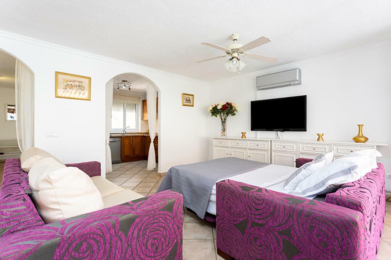 Hemeras Boutique Homes - Luxury Villa Near The Sea In Los Cristianos ลอส กริสเตียนอส ภายนอก รูปภาพ